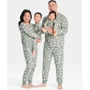 Target Gray Ghost Printed Fitted Long Sleeve Pajama Set